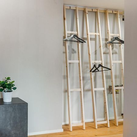 Joivy Charming Flat With Desk Appartement Milaan Buitenkant foto