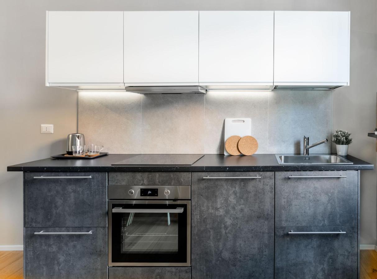Joivy Charming Flat With Desk Appartement Milaan Buitenkant foto