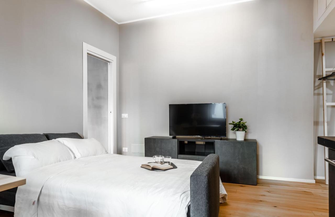 Joivy Charming Flat With Desk Appartement Milaan Buitenkant foto